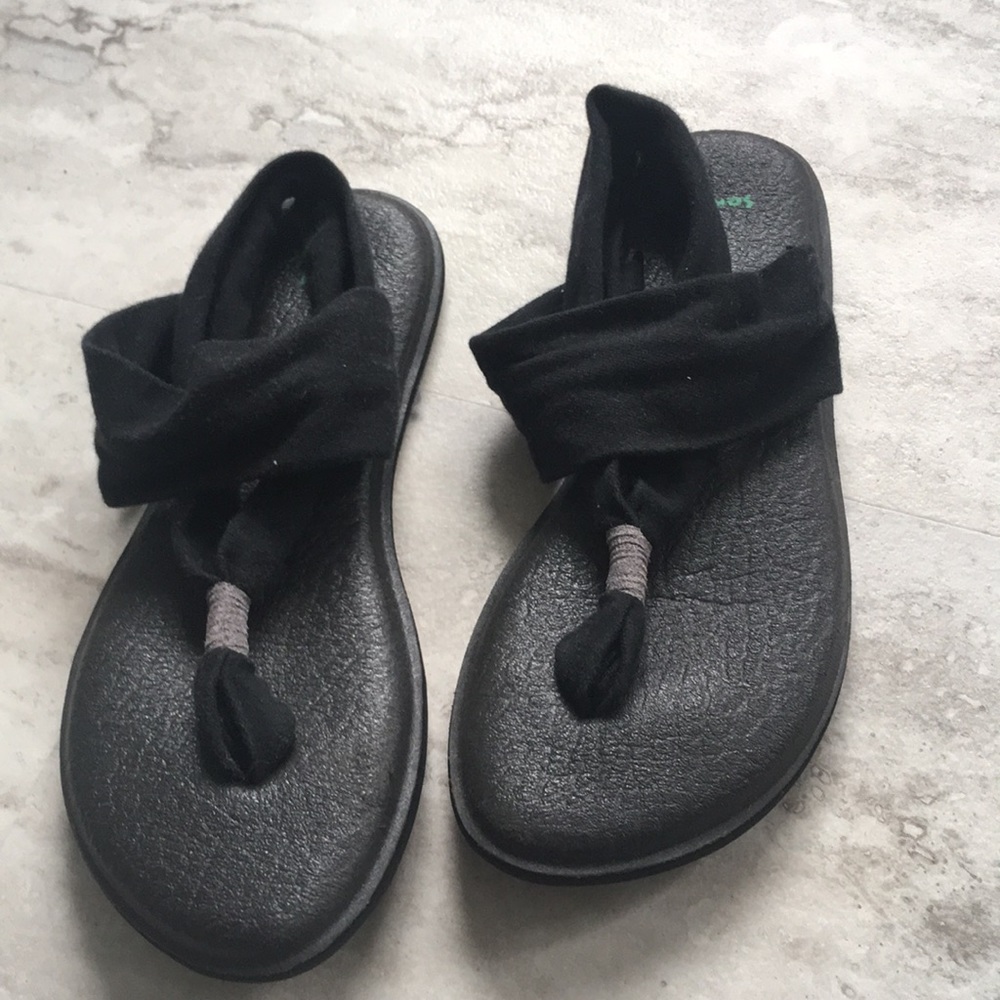 Snail yoga mat sling sandals size 7 Black